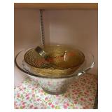 3 Vintage Serving bowl lot             (Kitchen)