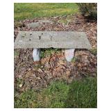 Outdoor bench, some damage Outside in yard