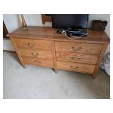 6-Drawer Dresser (Upstairs Left Bedroom)