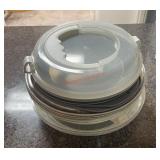 Cooking pie pans lot (dinning room)