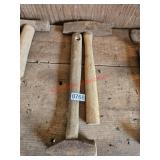 Vintage hammers - garage