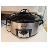 Regular Size Crock Pot                (kitchen)