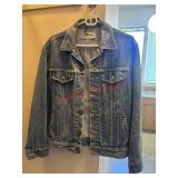 Vtg LL Bean Sz 38 Jean jacket     (Hallway Closet