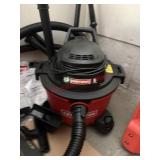Newer Large Shop Vac with attachements     (