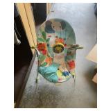 baby chair (garage 1)