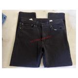 34X29 Mens Jeans                          (Living
