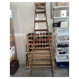 wooden ladder (garage 1)