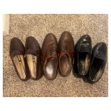 Mens 7.5/8 Leather shoe lot              (Closet