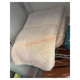 Large Clean bath mat