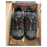 SZ 8.5 Steel Greay Keen Shoes
