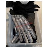 Ladies Dainty Glove lot  (house 1 bedroom )