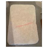 Large Clean Bath Mat