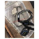 4 Watch Lot                   (house 1 bedroom )