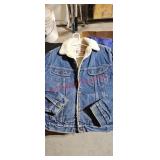 Men's medium jean jacket with fleece