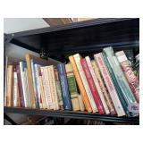 Shelf book Lot                        (Garage 2)
