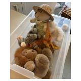 Vtg Plushy Lot     (House 1 Bedroom)