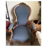 Victorian walnut spoon-back armchair