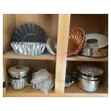 VTG Bakeware lot                 (House 1