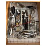 kitchen Necessities Drawer Lot