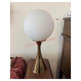 Vtg Brass / Glass Globe Table Lamp WORKS