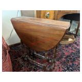 VTG Wood Drop Leaf Small Accent Table      (House