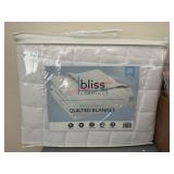 Micro Flannel Quilted Blanket   NEW