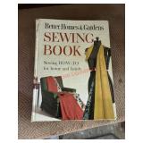 VTG Better Homes and Garden Sewing Book    (Front