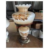 vintage Gone With the Wind hurricane table lamp