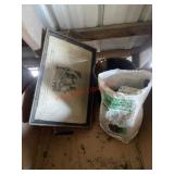 misc. items lot (upstairs)