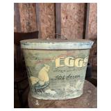VTG  farmhouse-style metal Egg bin