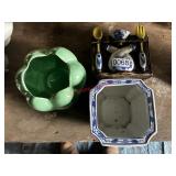 Vintage ceramic pieces ( upstairs )