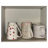 Mug Shelf Lot        (Kitchen)