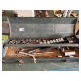 Tool box & sockets (barn)