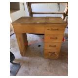 Sewing machine & table (barn)