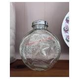 Glass Christmas ornament (living room)