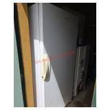 Working Kenmore Freezer (pump house)