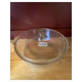 Glass casserole dish