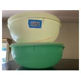 Two bowl tupperware containers (Kitchen)