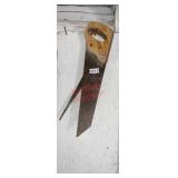 Two hand saws (barn)