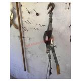 Hand winch (barn)