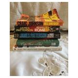 Book lot (master bedroom)