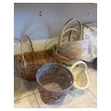 Wicker basket lot                   (Laundry