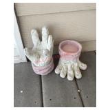 hand-shaped planters (balcony)