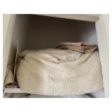 Closet shelf lot (back hallway)