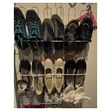 Womans SZ 9 Shoe and Slipper lot