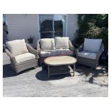 wicker patio conversation set (Balcony)