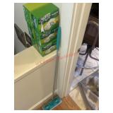 Swiffer with 3 boxes Sweeper Dry Pads