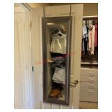 Door hang Mirror                   (Master