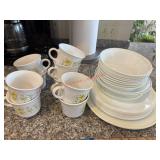 Corelle Dishes               (kitchen)