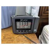 Projector Alarm Clock              (Spare Room)
